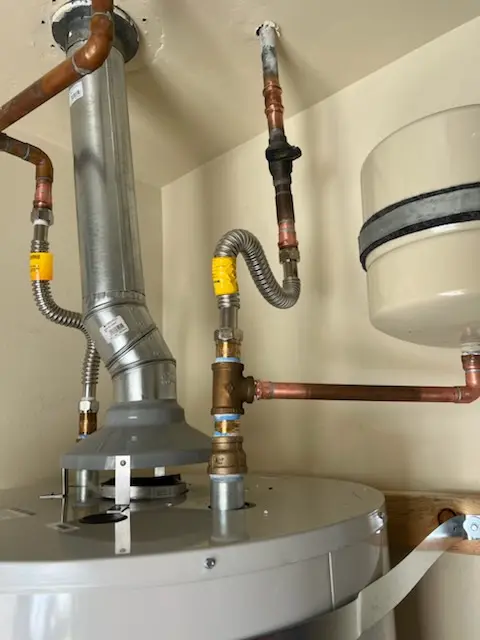 Water heater installation and plumbing repair in Kennedys